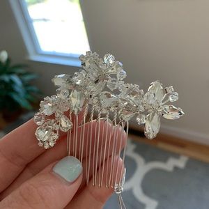 Never worn sparkle head piece